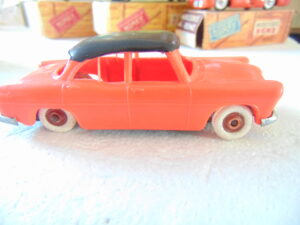 voiture Norev 1/43
