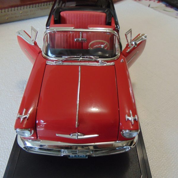 voiture 1/18