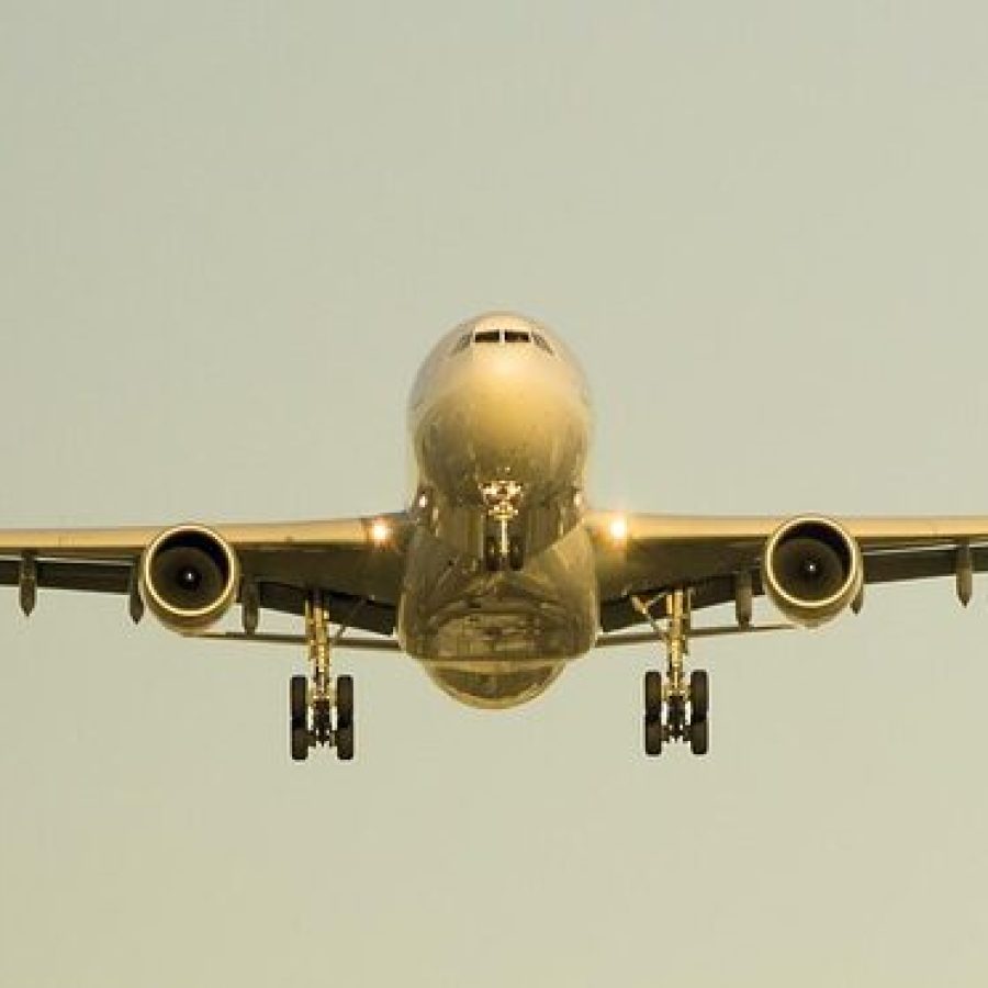 plane, to land, airport, planes, darling, fly, to, aircraft, clouds, landing, sunset, nature, cabin, air, travel, approach, airport, airport, airport, airport, airport, aircraft, aircraft, aircraft
